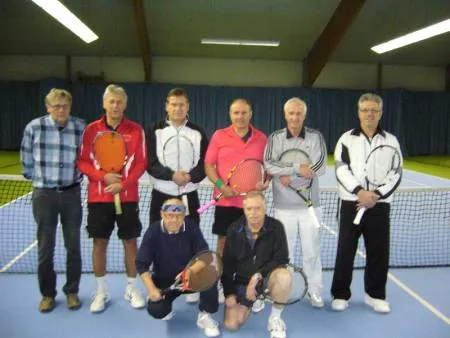 4. LK-Tagesturnier des Schneverdinger TC Damen und Herren bis 65, Foto 1 von 8